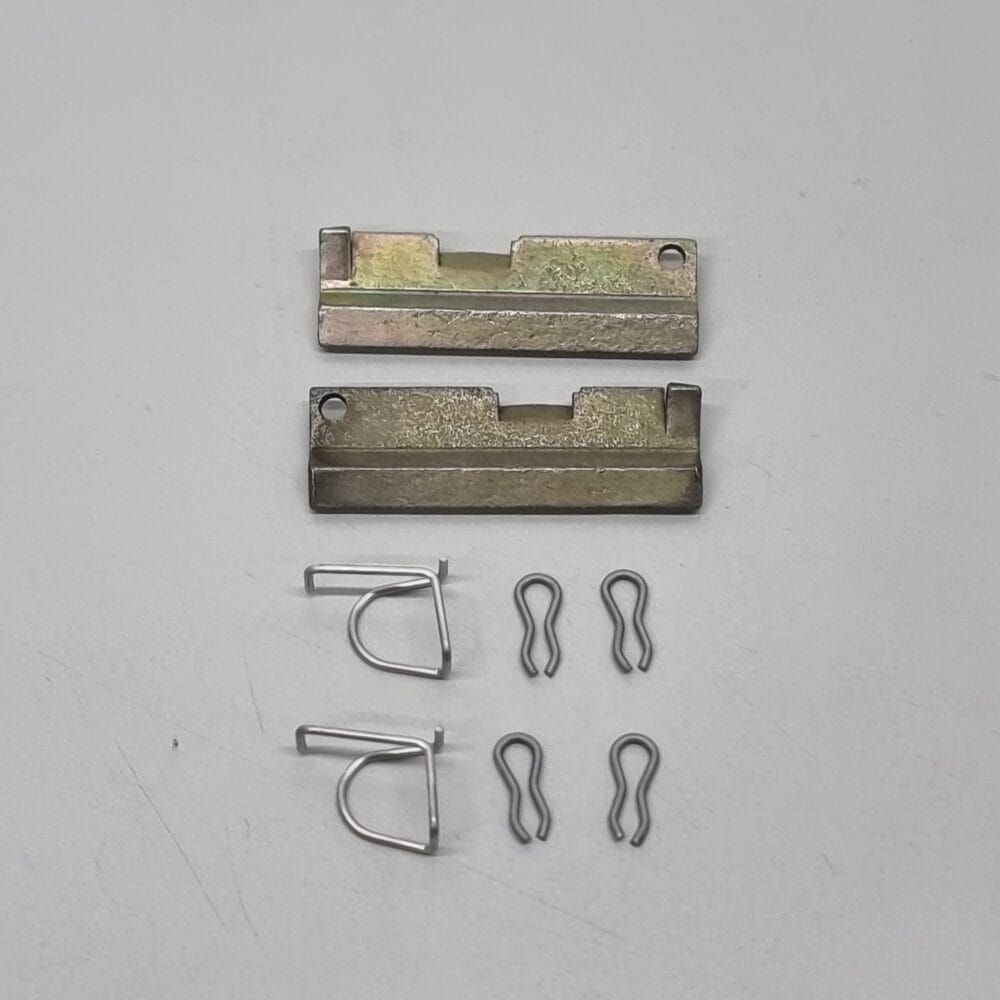 13007 - Murena / Bagheera Brake Front Retention Wedges And Springs