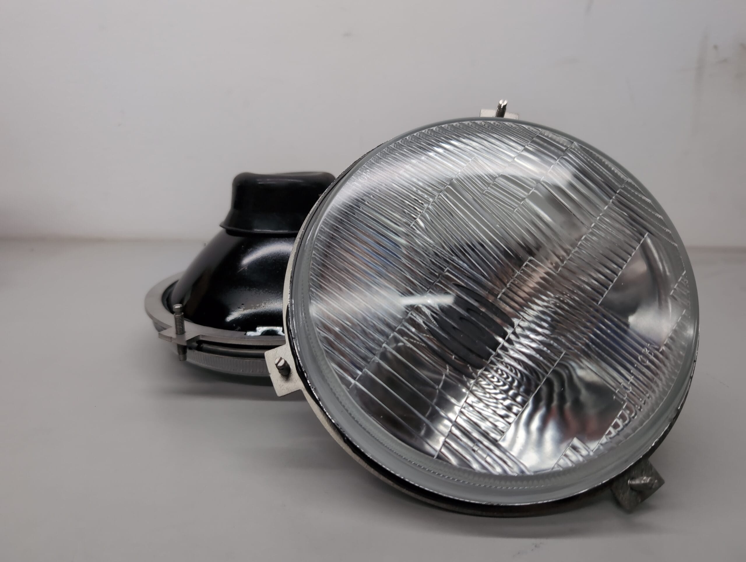 16004A - Matra Murena Headlight 3 16004A - Matra Murena Headlight - Image 3