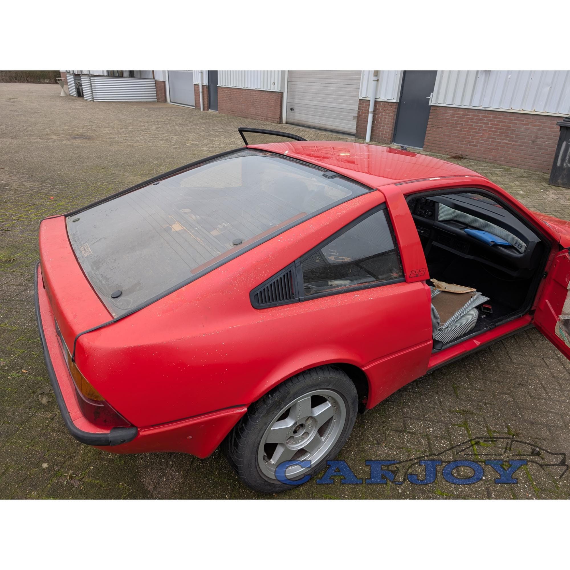 1983 Matra Murena 2.2 – Barn Find | 20 Years in Storage | Running Engine | Rouge Mephisto 8 1983 Matra Murena 2.2 – Barn Find | 20 Years in Storage | Running Engine | Rouge Mephisto - Image 8